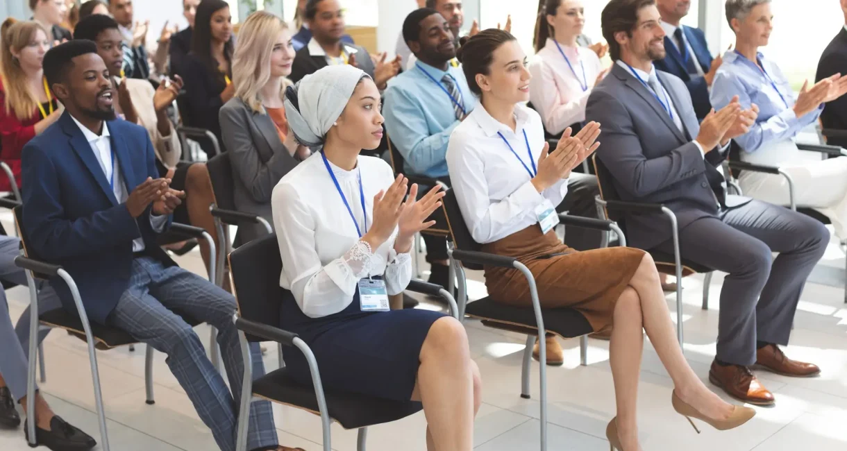 side-view-of-group-of-diverse-business-people-appl-2025-04-03-10-01-07-utc side-view-of-group-of-diverse-business-people-appl-2025-04-03-10-01-07-utc